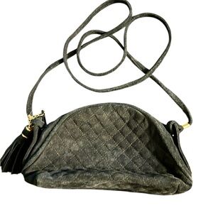 Elegant Black Quilted Women's Bag